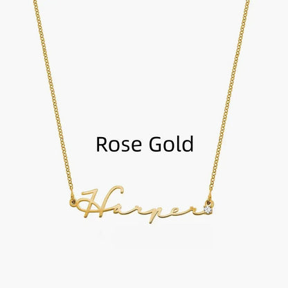 Personalized name necklace detail