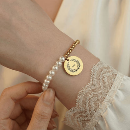 Botanical Wreath Name Pearl Bracelet, Personalized Gift for Mom