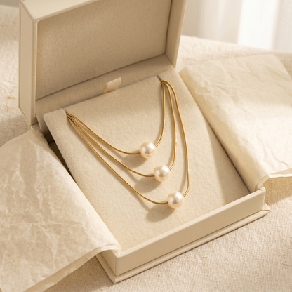 Boho Pearl Clavicle Necklace — gift box